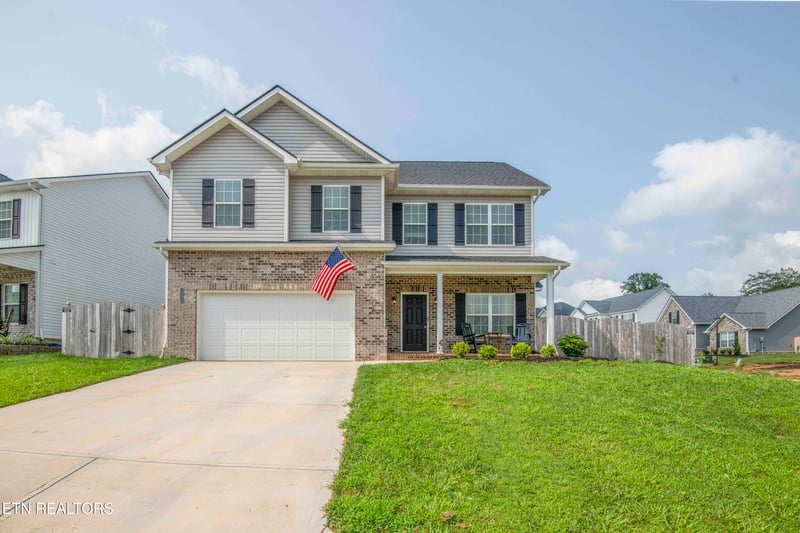7735 Honey Oaks Rd, Corryton, TN 37721