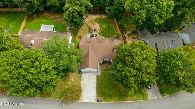 7736 Christin Lee Cir, Knoxville, TN 37931