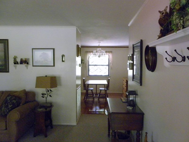 7736 Widdecomb Rd, Powell, TN 37849
