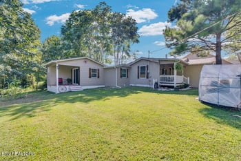 7742 Glade Creek Rd, Sparta, TN 38583