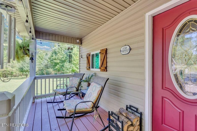 7742 Glade Creek Rd, Sparta, TN 38583