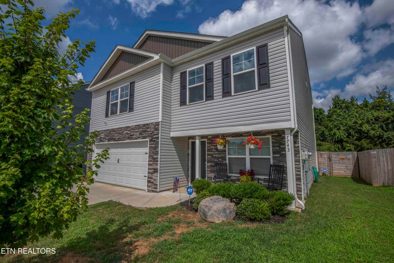 7743 Bill Keaton Dr, Corryton, TN 37721