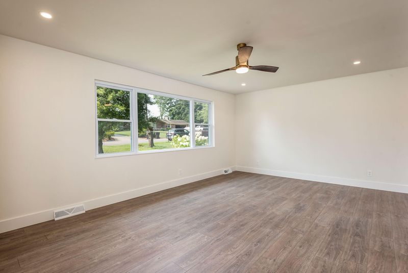 7745 SW Devonshire Dr, Knoxville, TN 37919
