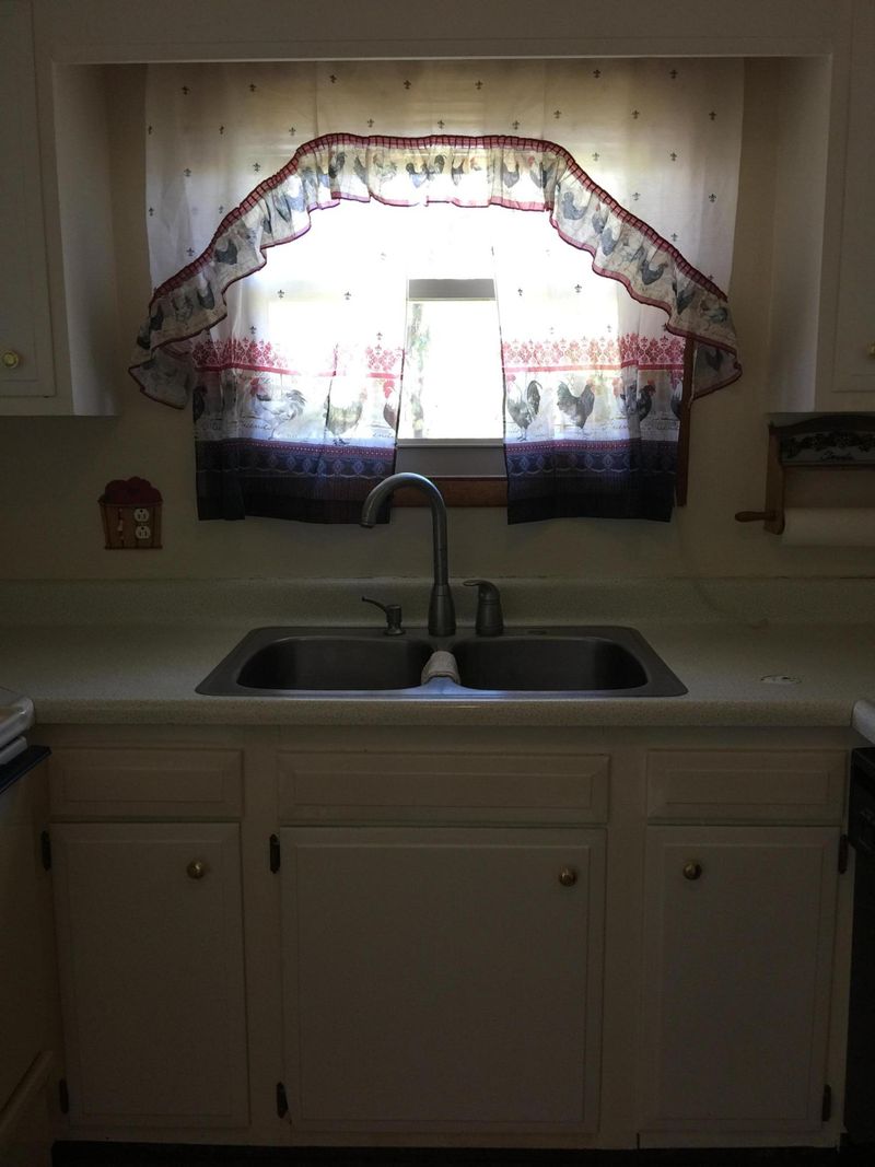 7748 Ashley Rd, Powell, TN 37849