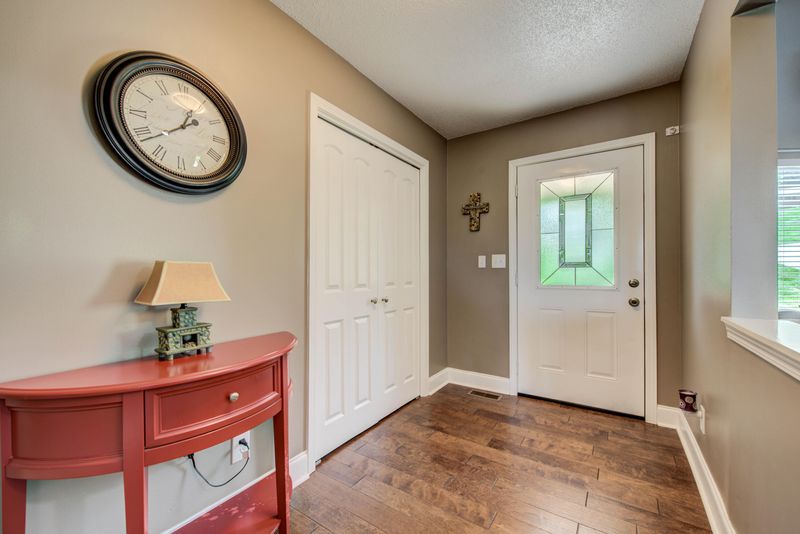 775 Butler Dr, Loudon, TN 37774