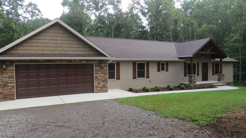776 Poston Dr, Monterey, TN 38574