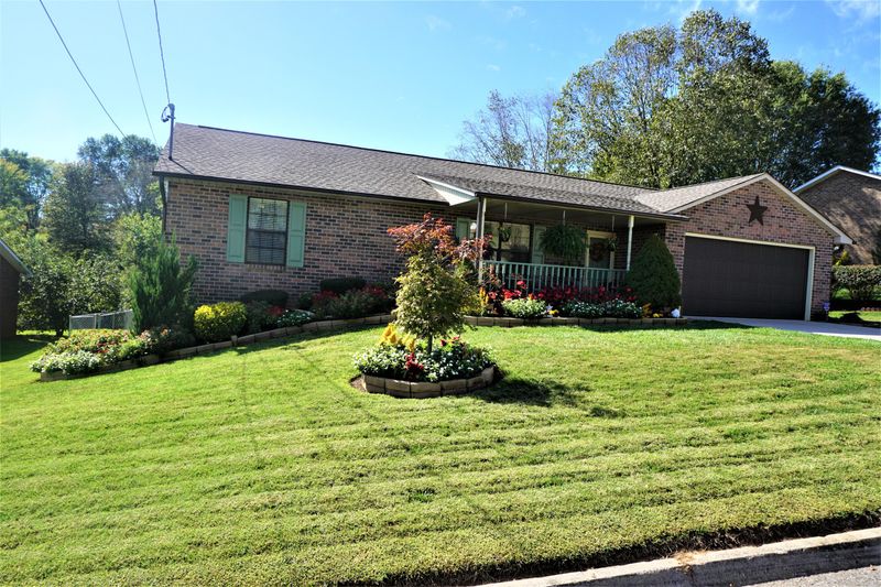 7762 Verona Ln, Powell, TN 37849