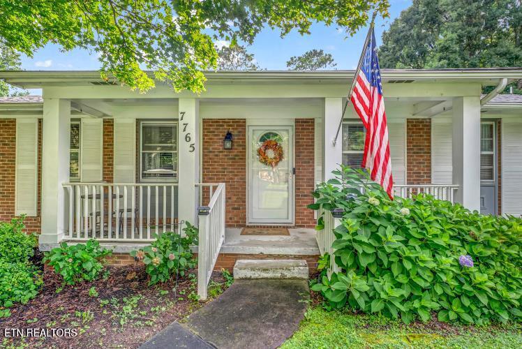 7765 Maida Vale Cir, Powell, TN 37849