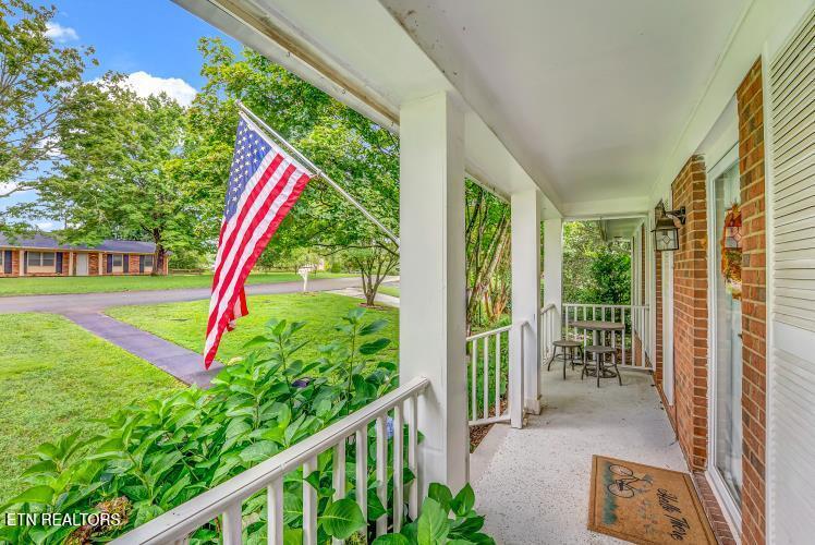 7765 Maida Vale Cir, Powell, TN 37849
