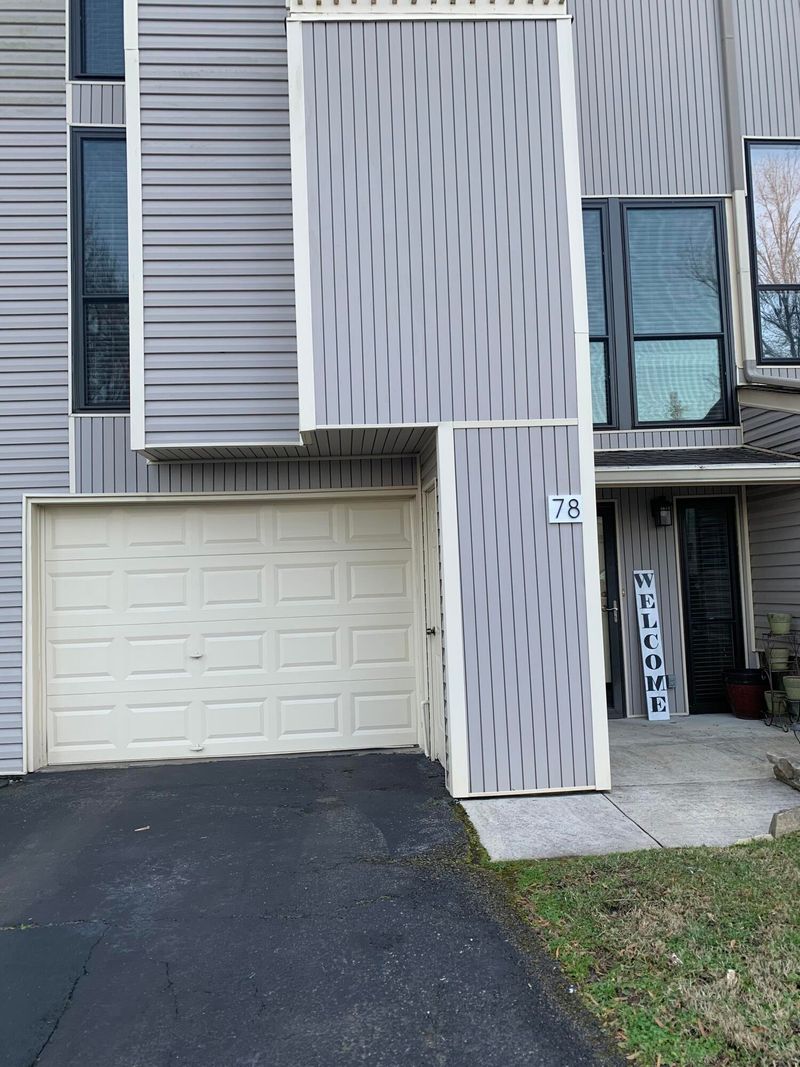 78 Valley Forge Dr, Oak Ridge, TN 37830
