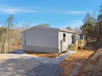780 Little Dogwood Rd, Kingston, TN 37763