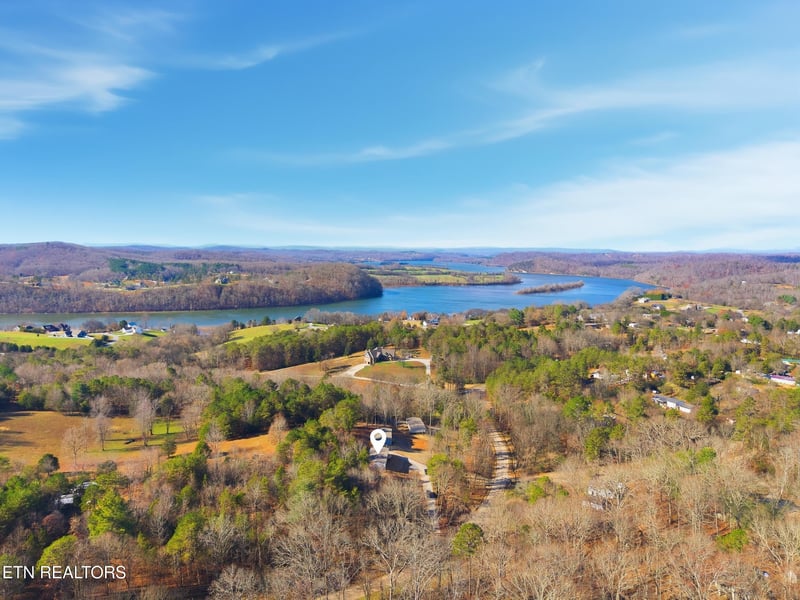 780 Little Dogwood Rd, Kingston, TN 37763