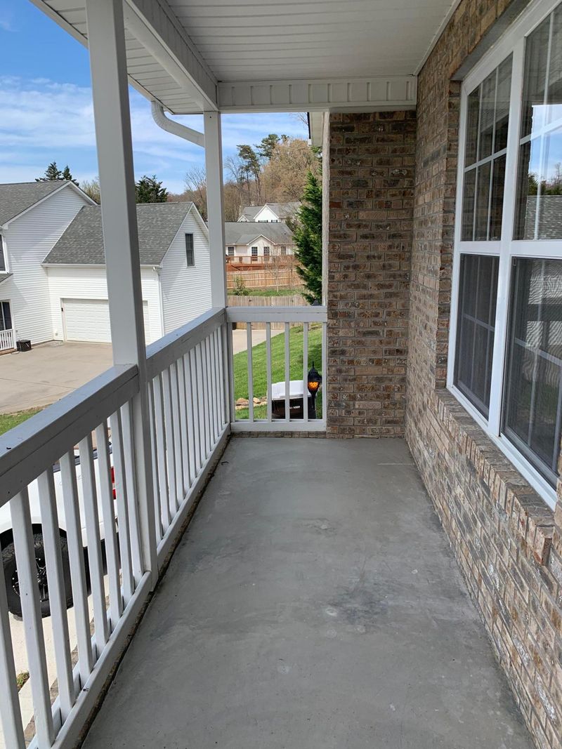 7800 Chipmunk Ln, Powell, TN 37849