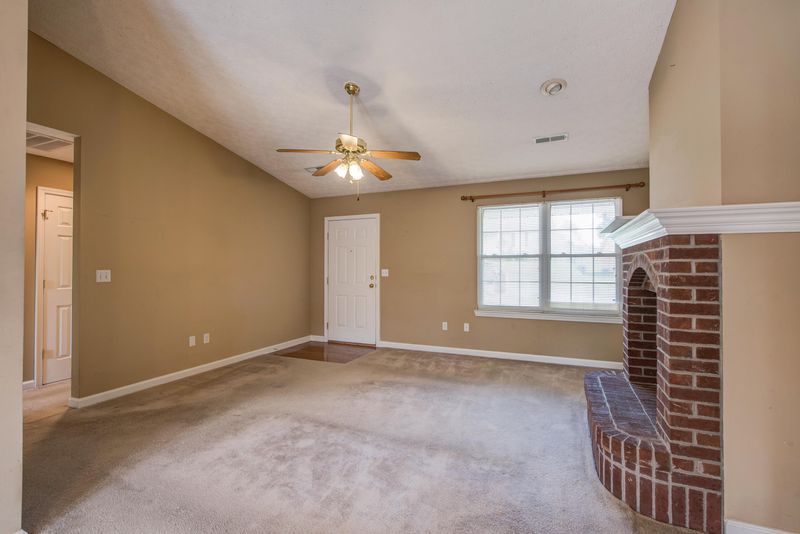 7800 Verona Ln, Powell, TN 37849