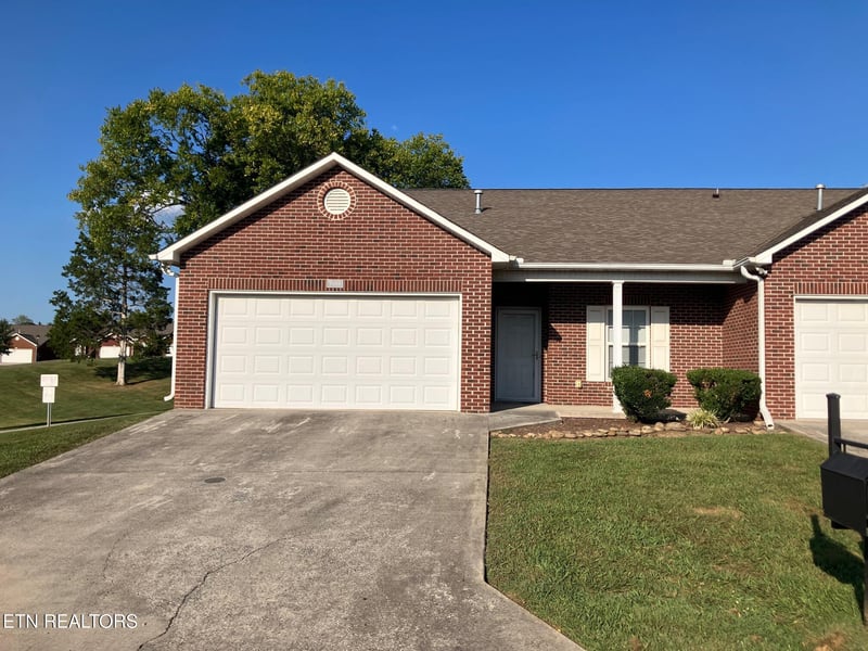 7801 Rocky Mountain High Blvd, Knoxville, TN 37918