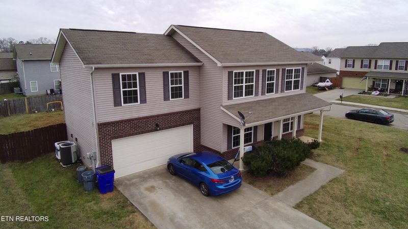 7802 Edwards Place Blvd, Corryton, TN 37721