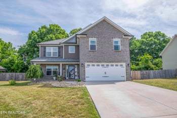 7802 Lake Mountain Ln, Knoxville, TN 37938