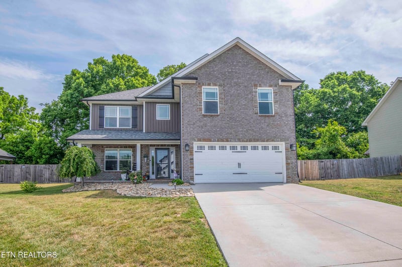 7802 Lake Mountain Ln, Knoxville, TN 37938
