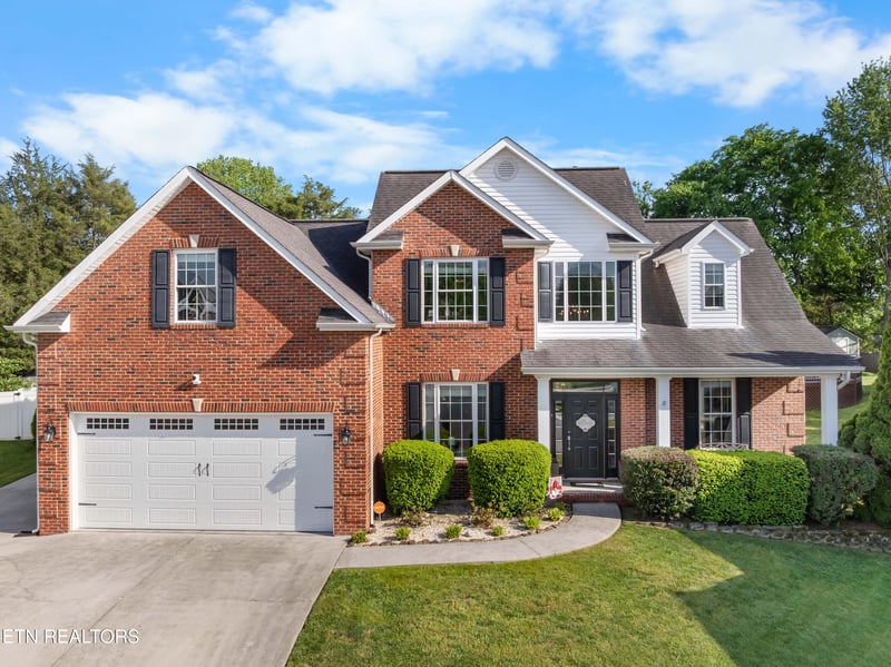 7803 Chillingsworth Ln, Knoxville, TN 37938