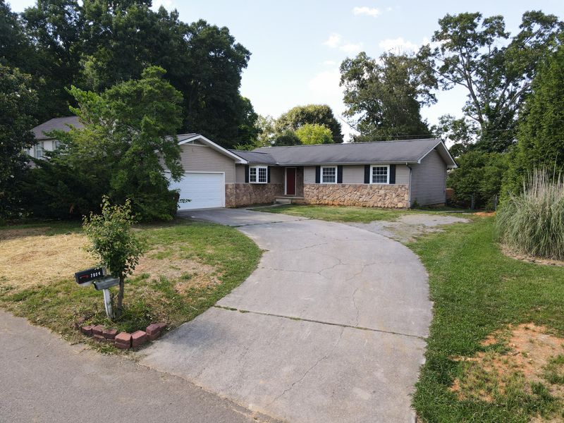 7804 Ashley Rd, Powell, TN 37849