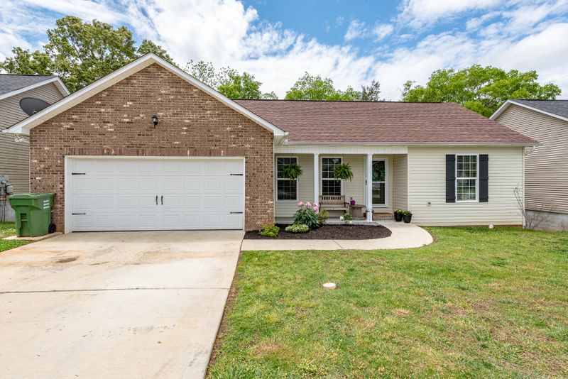 7807 Edwards Place Blvd, Corryton, TN 37721