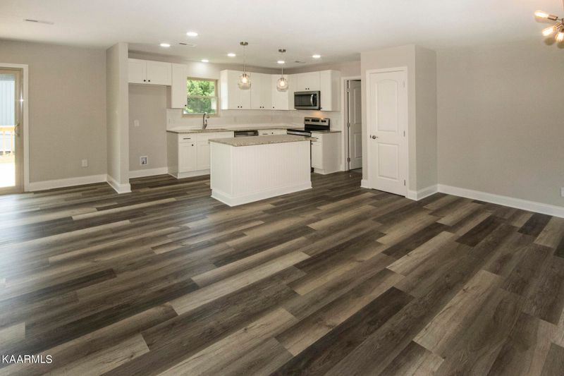 7808 Maida Vale Cir, Powell, TN 37849
