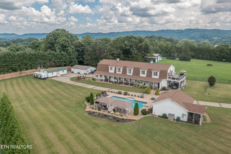 7808 Morris Rd, Knoxville, TN 37938