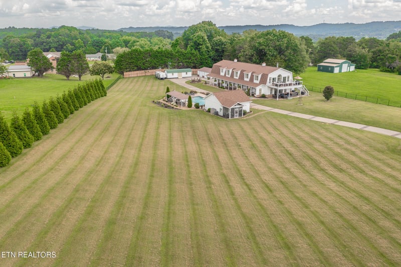 7808 Morris Rd, Knoxville, TN 37938