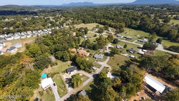 7808 Staley Rd, Corryton, TN 37721