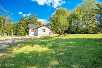 7808 Staley Rd, Corryton, TN 37721