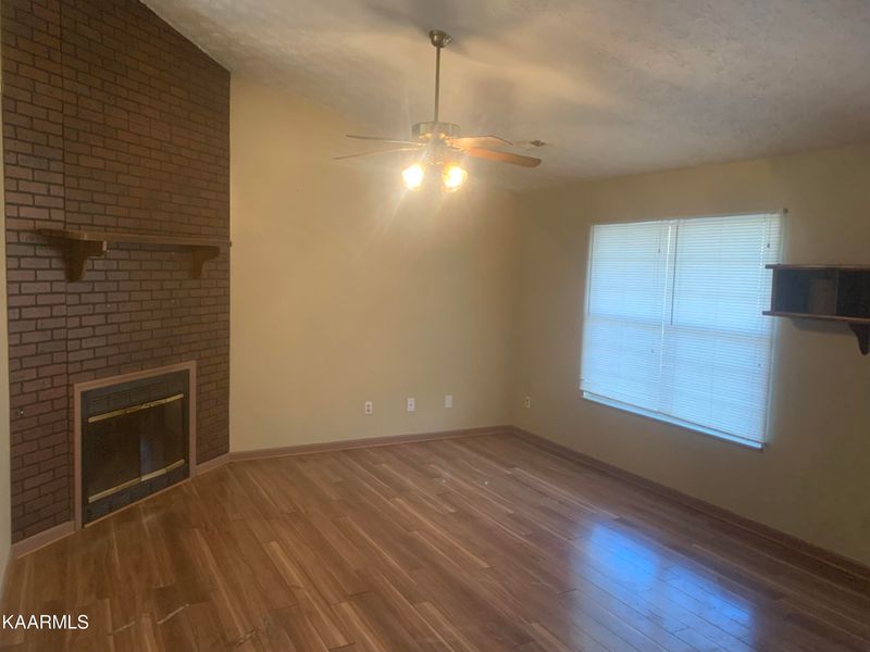 7809 Castlehill Ct, Powell, TN 37849