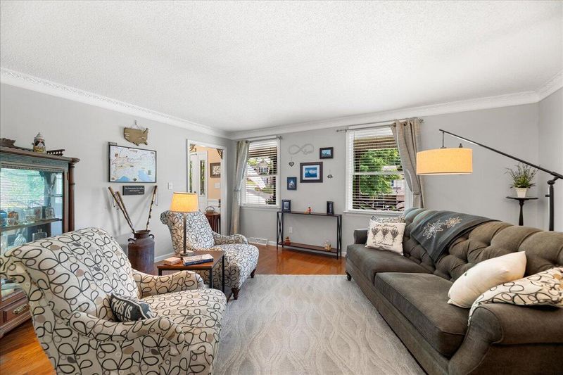 7809 Senate Ln, Knoxville, TN 37931
