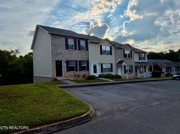 7809 Stone Garden Way, Powell, TN 37849