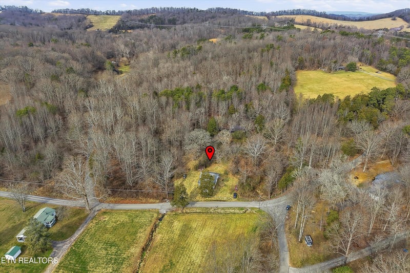 7809 Wood Rd, Corryton, TN 37721
