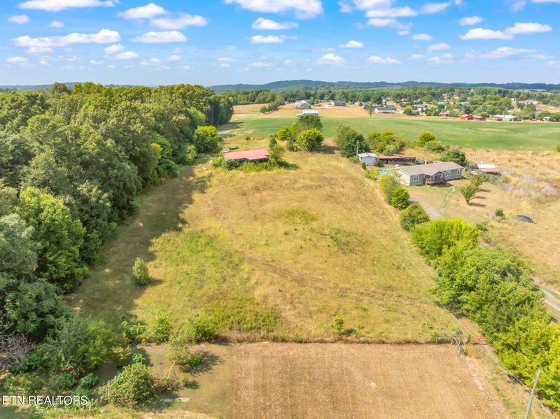781 Glenlock Rd, Sweetwater, TN 37874