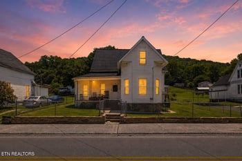 781 S Main St, Jellico, TN 37762