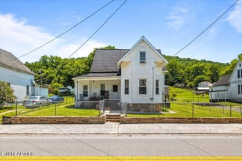 781 S Main St, Jellico, TN 37762