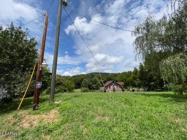 781 Sharp Rd, Sevierville, TN 37876