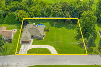 7811 Cody Ln, Knoxville, TN 37938