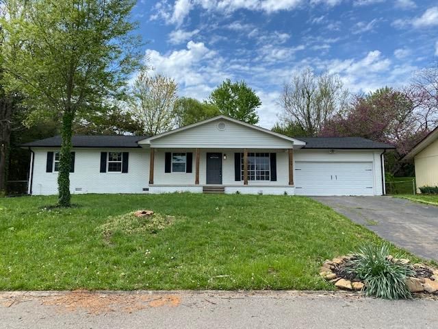 7811 Widdecomb Rd, Powell, TN 37849