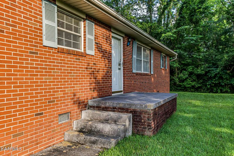 7812 Jim Wolfe Road Rd, Corryton, TN 37721