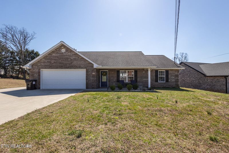 7812 Knowledge Ln, Knoxville, TN 37938