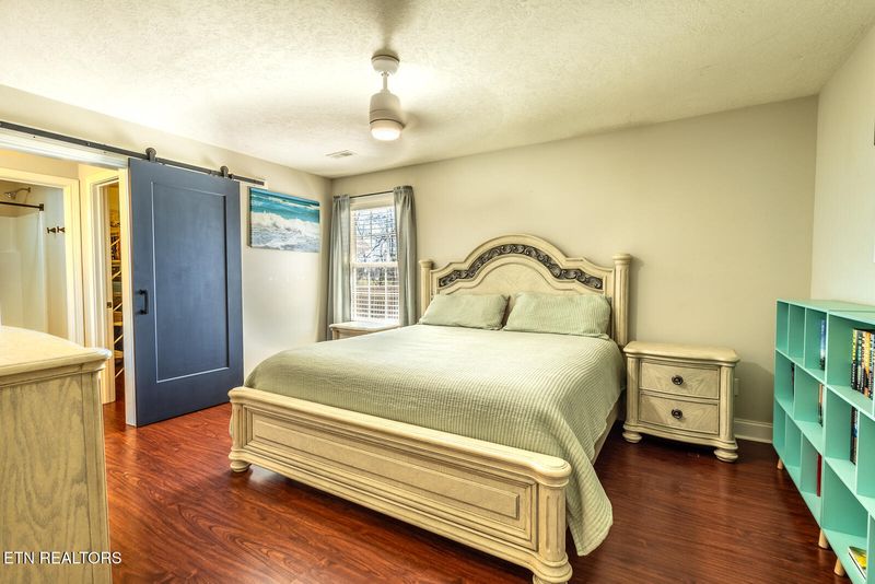 7812 Knowledge Ln, Knoxville, TN 37938