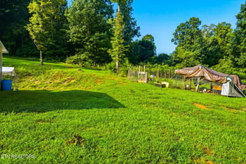 7812 Stagecoach Rd, Whitesburg, TN 37891