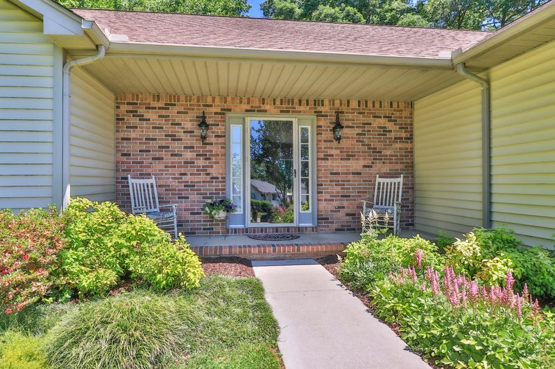 7812 Tori Court Ln, Knoxville, TN 37938