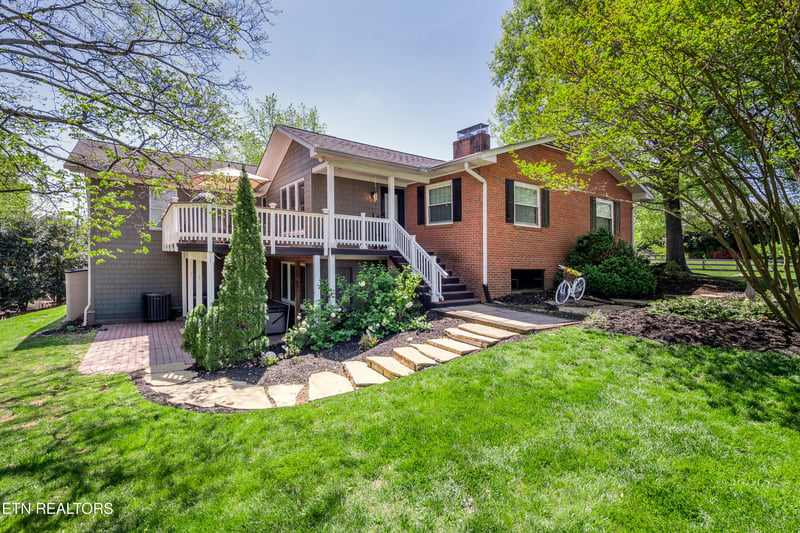 7813 Sheffield Dr, Knoxville, TN 37909