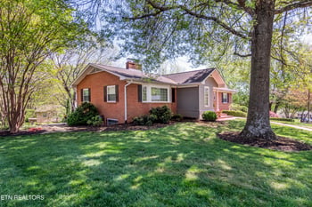 7813 Sheffield Dr, Knoxville, TN 37909