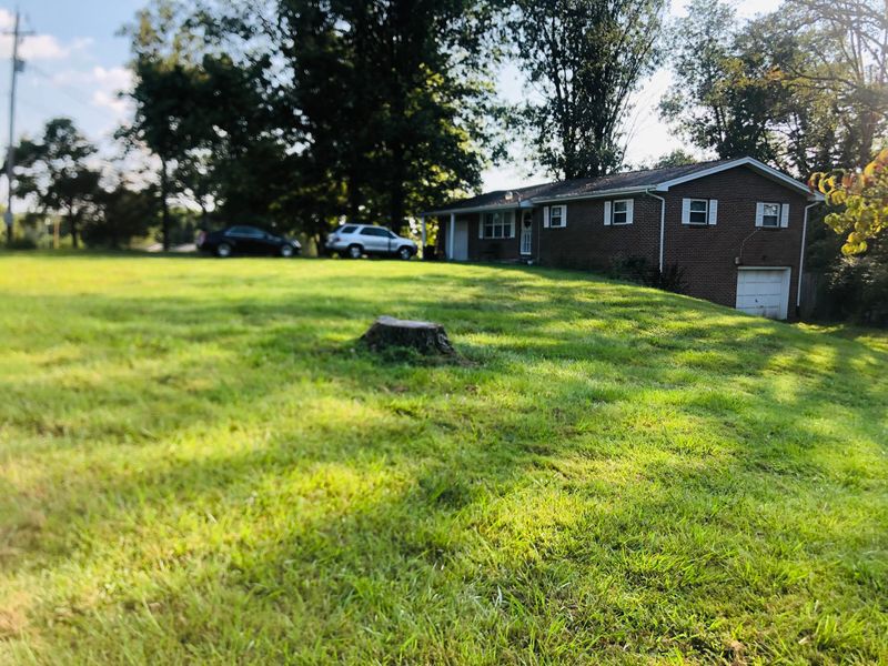 7813 Thompson School Rd, Corryton, TN 37721