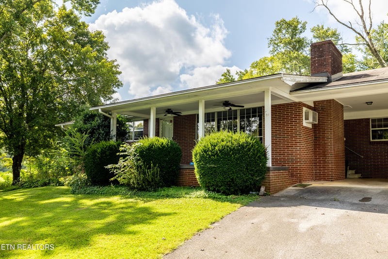 7814 E Lamar Alexander Pkwy, Townsend, TN 37882