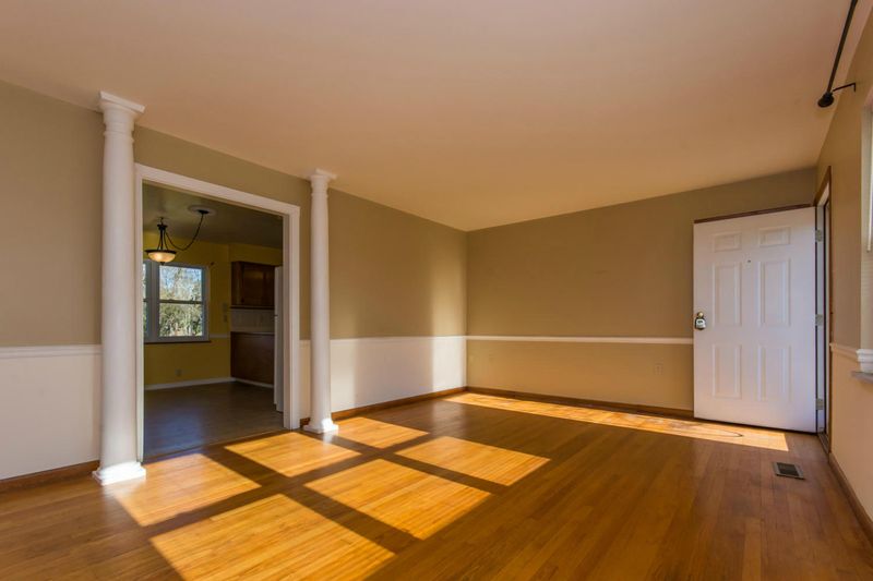 7817 Griffith Rd, Knoxville, TN 37938